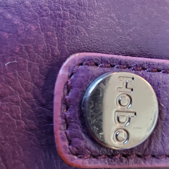 Hobo Women's Purple Leather Wallet - Picture 5 of 5